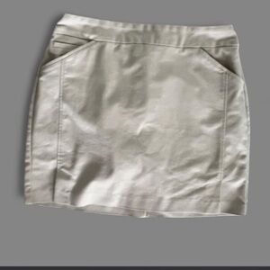 Women's Cream Skort